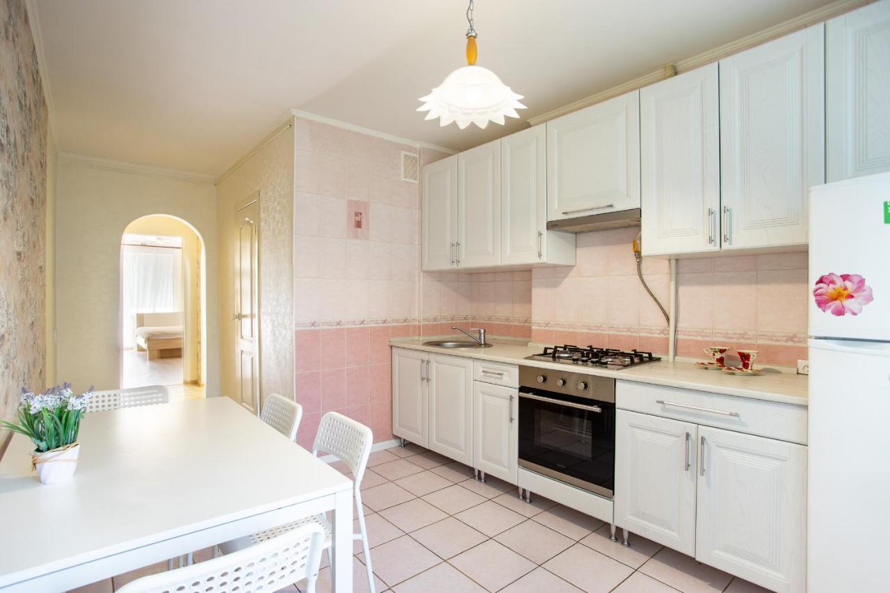 Apartment On Central Avenue-3 Slobodskaya Mikolajiv Kültér fotó
