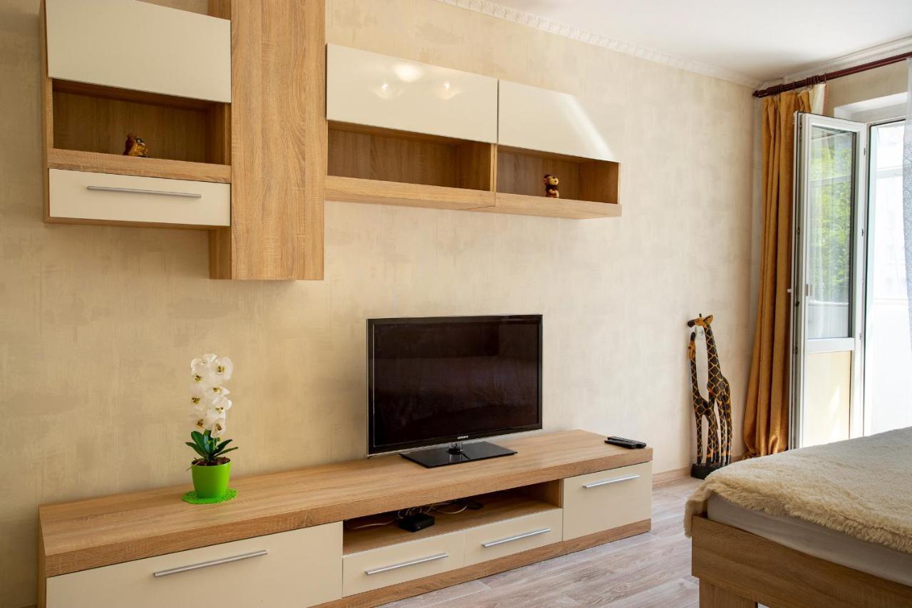 Apartment On Central Avenue-3 Slobodskaya Mikolajiv Kültér fotó